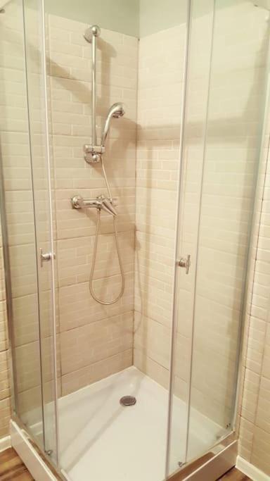 Lovely Apartament In Bucharest, Baba Novac Area Kültér fotó